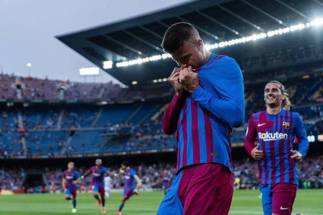 哈登里程悲快船不敌独行侠 无核雄鹿轻取奇才