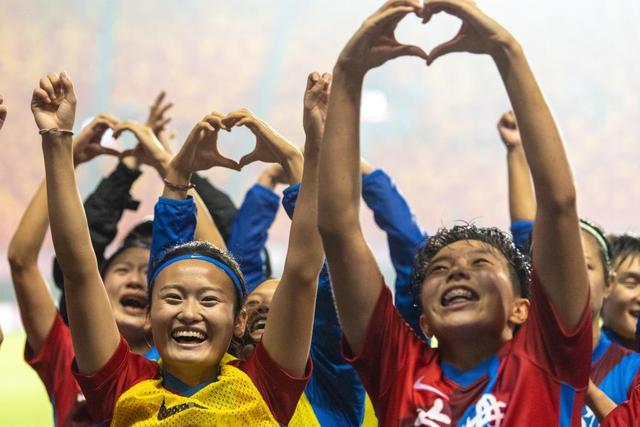 英超-B费破门加纳乔建功 曼联3-0莱斯特城