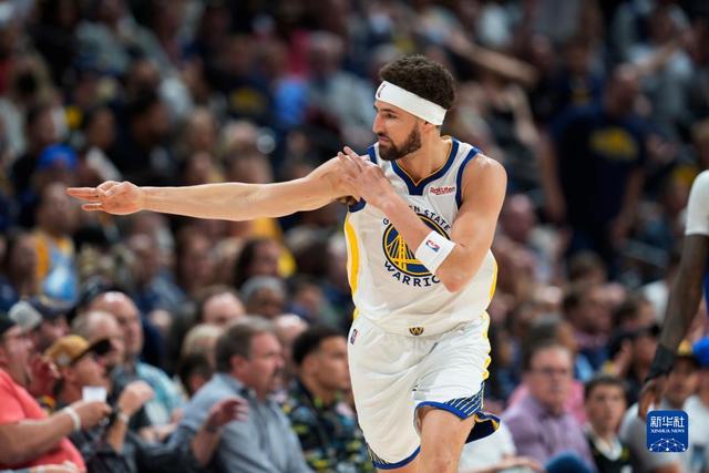 西甲-莱万哑火冈萨雷斯制胜 巴萨0-1莱加内斯