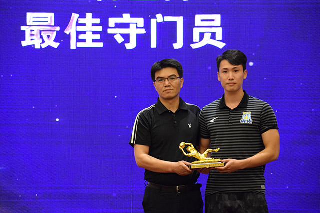 15年9号秀一年合同重返太阳 NBA生涯场均8.8分